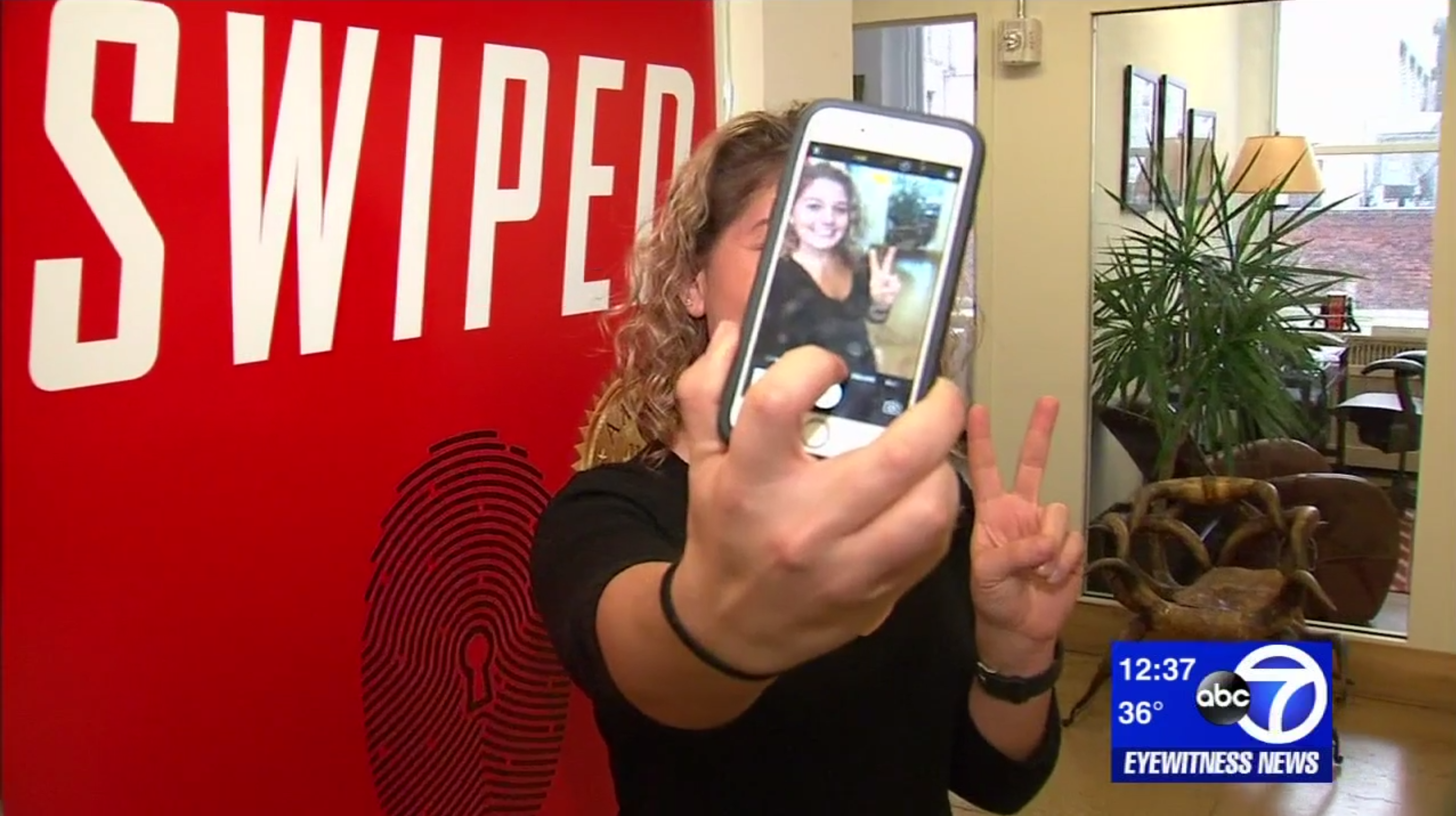 How ID Thieves Could Steal Your Identity From A Selfie - Interview With ABC7NY